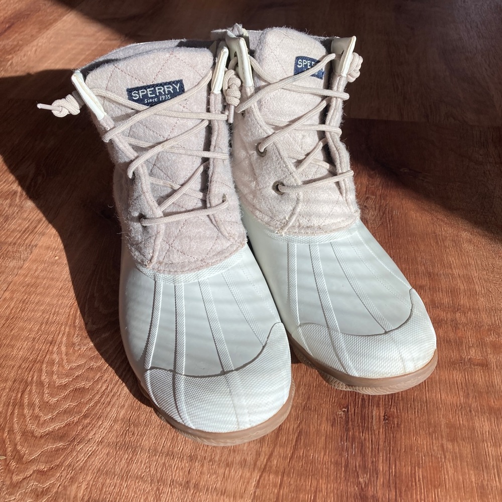 Sperry duck boots - oatmeal color